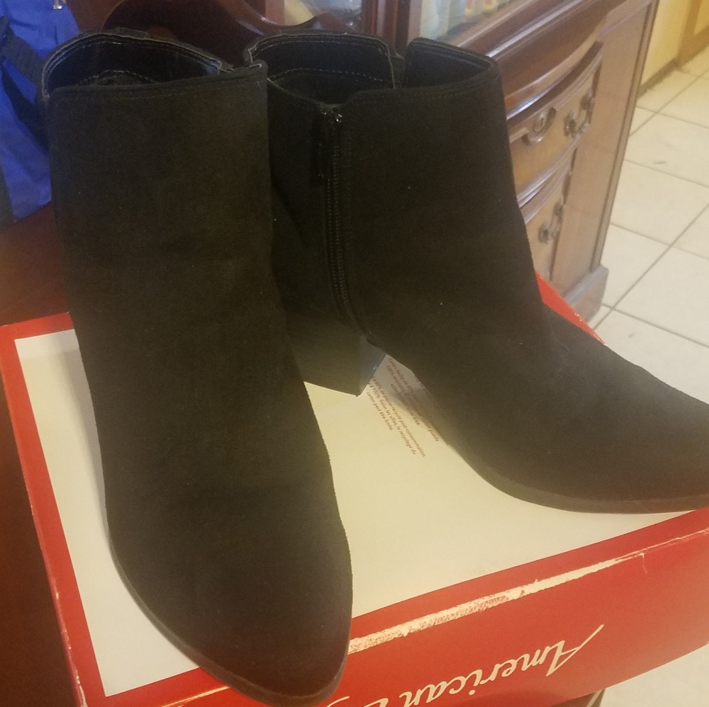 Black boots